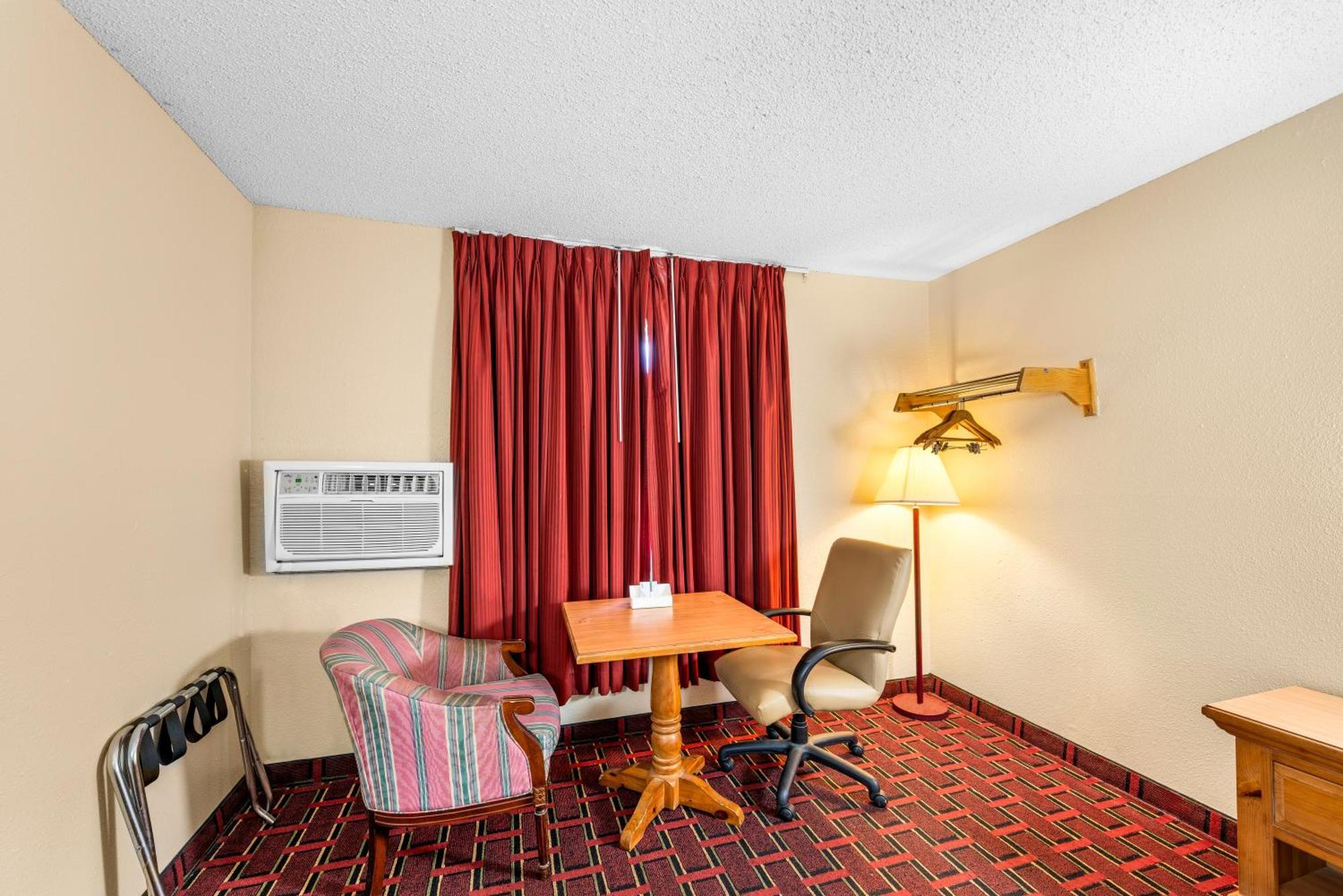 Americas Best Value Inn Декатур Екстер'єр фото
